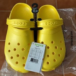 CROCS